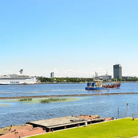 Vantis Riverside Otel 3*