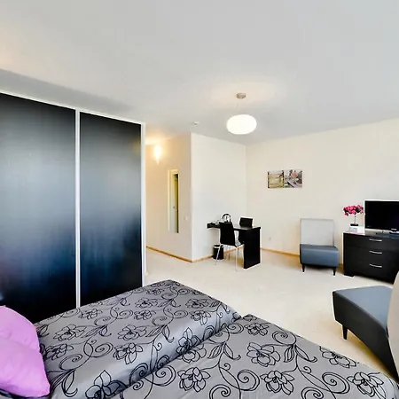 Vantis Riverside 3*